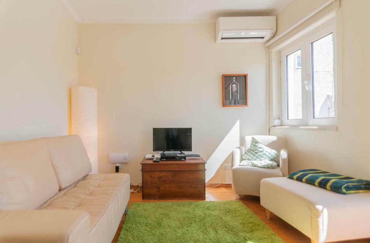 'White House' Apartment- Alfama Lisboa Extérieur photo